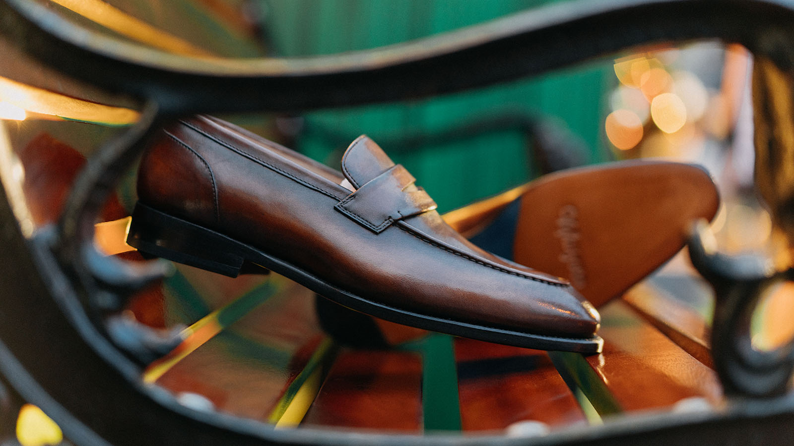 LOAFER